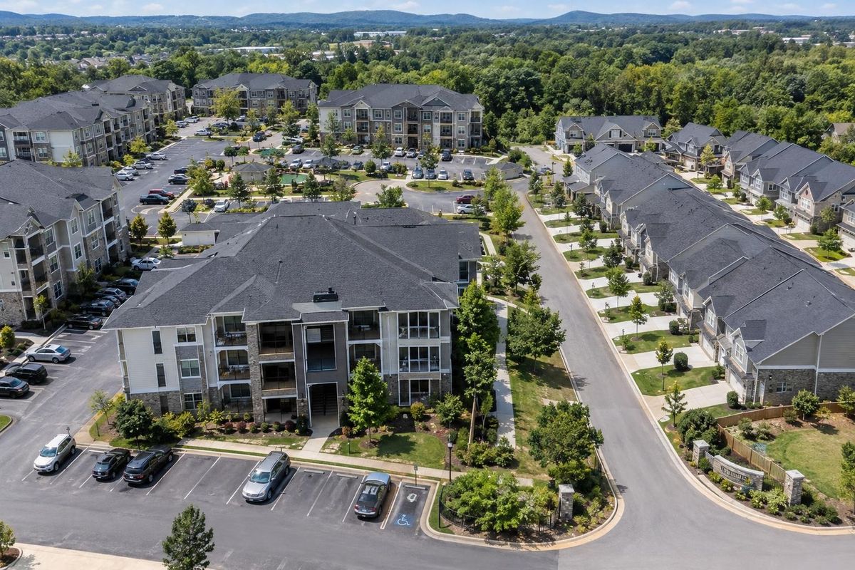 Multifamily & HOA Roofing